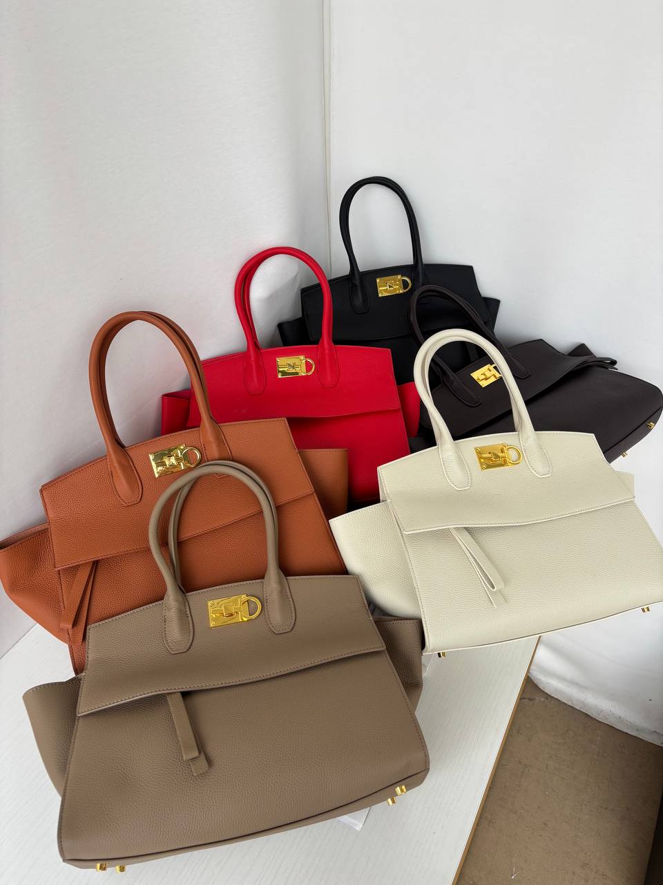 Сумка тоут женская кожаная LEATHER