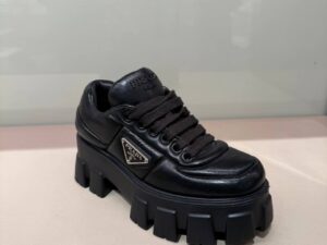 Prada Outlet 131229