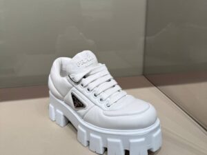 Prada Outlet 131236