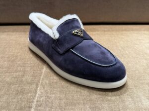 Мужские замшевые лоферы Prada Prada