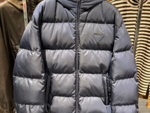 Пуховик мужской Prada Re-Nylon Prada