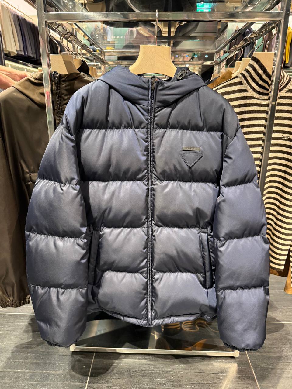 Пуховик мужской Prada Re-Nylon Prada