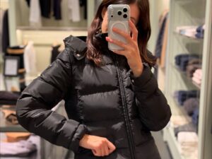 Пуховик женский Prada Prada Outlet — фото 1 Пуховик женский Prada Prada Outlet