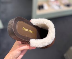 Сабо замшевые с овчиной Miu