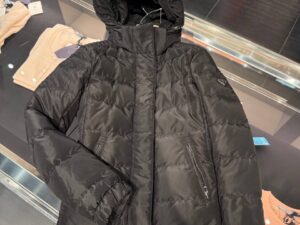 Пуховик женский Prada Prada Outlet
