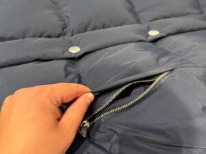 Пуховый жилет Prada Prada Outlet — фото 1 Пуховый жилет Prada Prada Outlet
