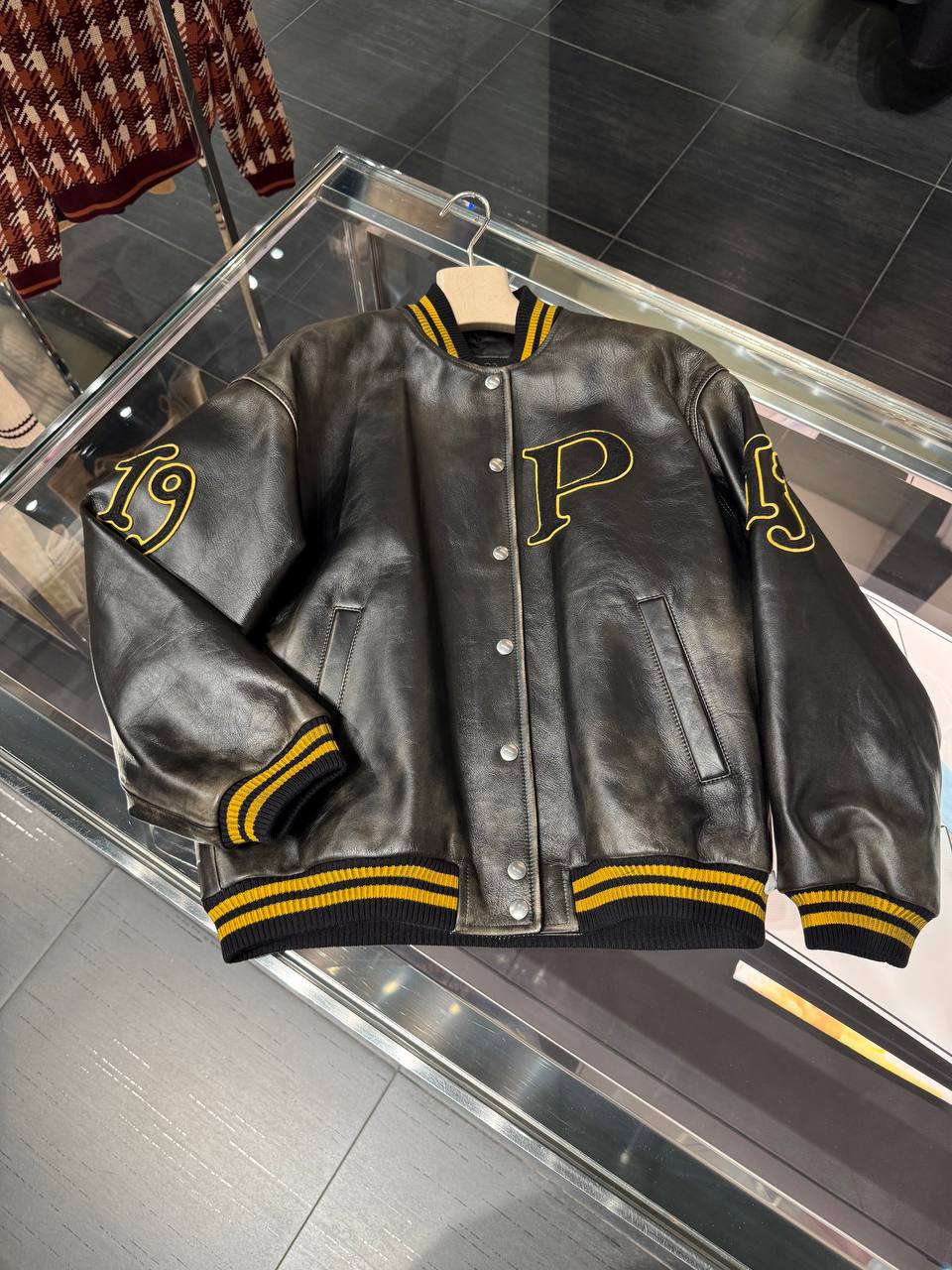 Кожаный бомбер Prada Prada Outlet