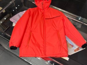 Куртка женская Prada Prada Outlet