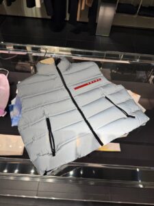 Пуховый жилет Prada Linea Rossa