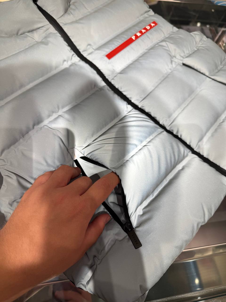Пуховый жилет Prada Linea Rossa
