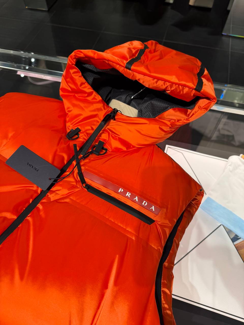 Пуховый жилет Prada Prada Outlet