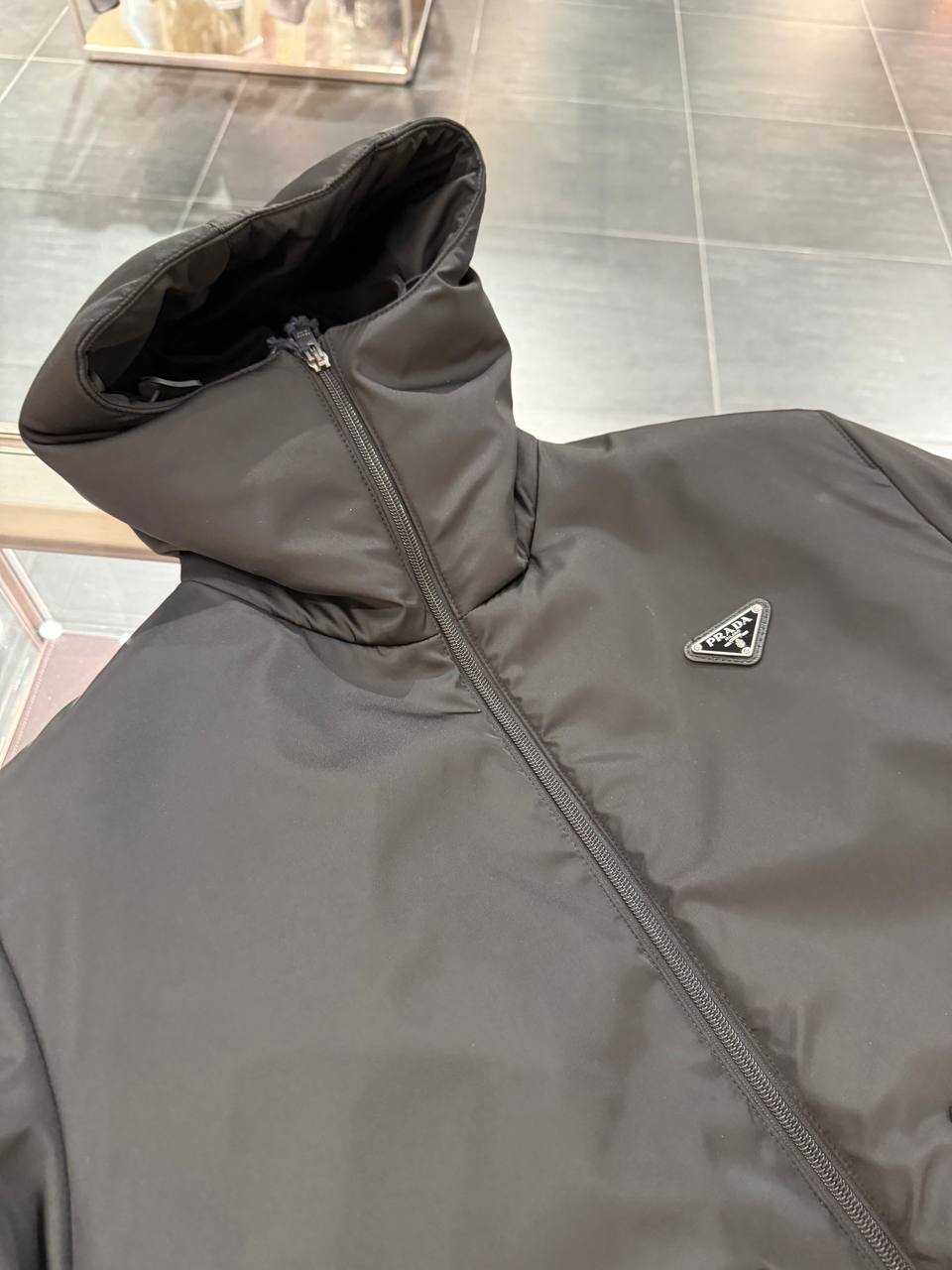Куртка мужская Prada Re-Nylon Prada