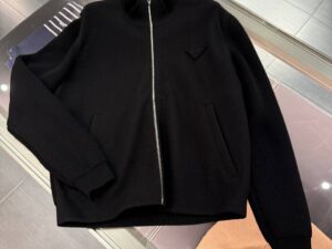 Кардиган-бомбер Prada на молнии Prada