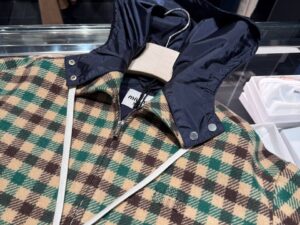 Куртка-анорак Miu Miu Prada Outlet — фото 1 Куртка-анорак Miu Miu Prada Outlet