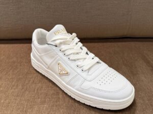 Кроссовки женские Prada Prada Outlet