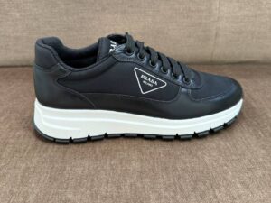 Кроссовки женские Prada Prada Outlet 2 3 4 5