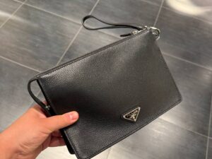 Клатч кожаный Prada Prada Outlet