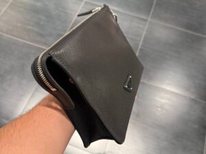 Клатч кожаный Prada Prada Outlet