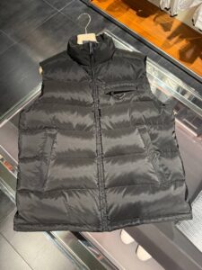 Пуховый жилет Prada Prada Outlet