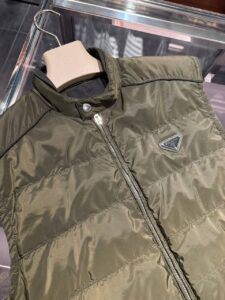 Пуховый жилет Prada Prada Outlet 2