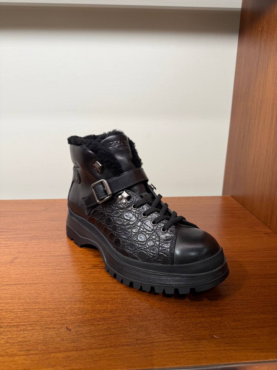 Ботинки мужские Prada Prada Outlet
