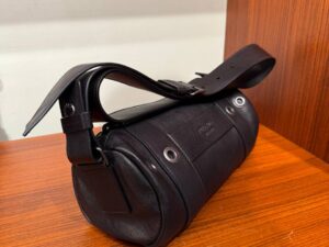 Кожаная сумка кросс-боди Prada Prada — фото 1 Кожаная сумка кросс-боди Prada Prada