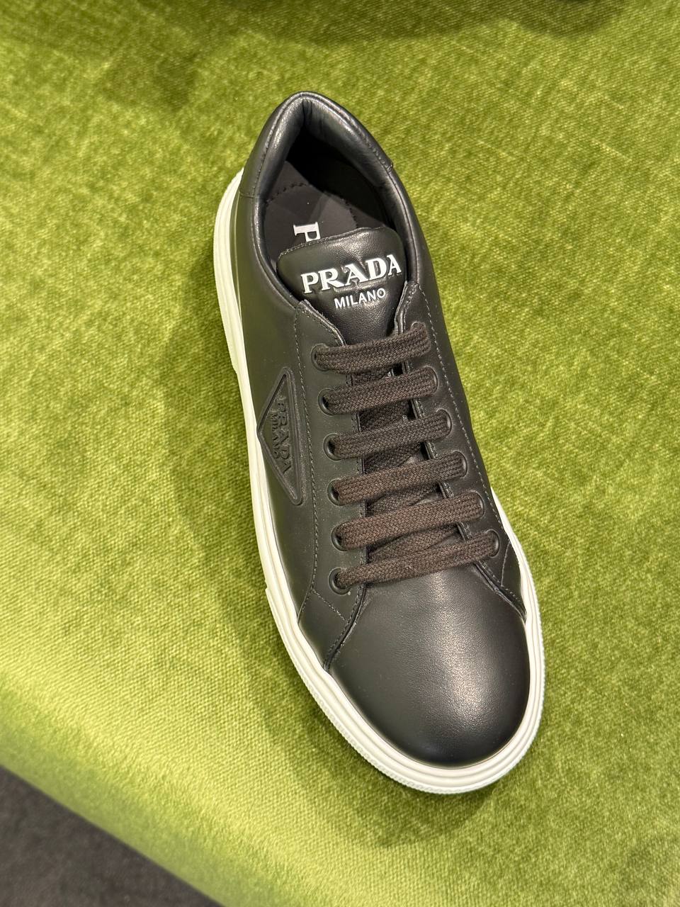 Кожаные кеды Prada Prada Outlet