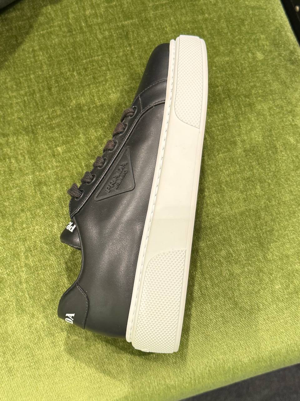 Кожаные кеды Prada Prada Outlet