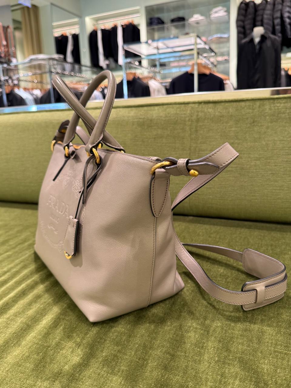 Кожаная сумка тоут Prada Prada