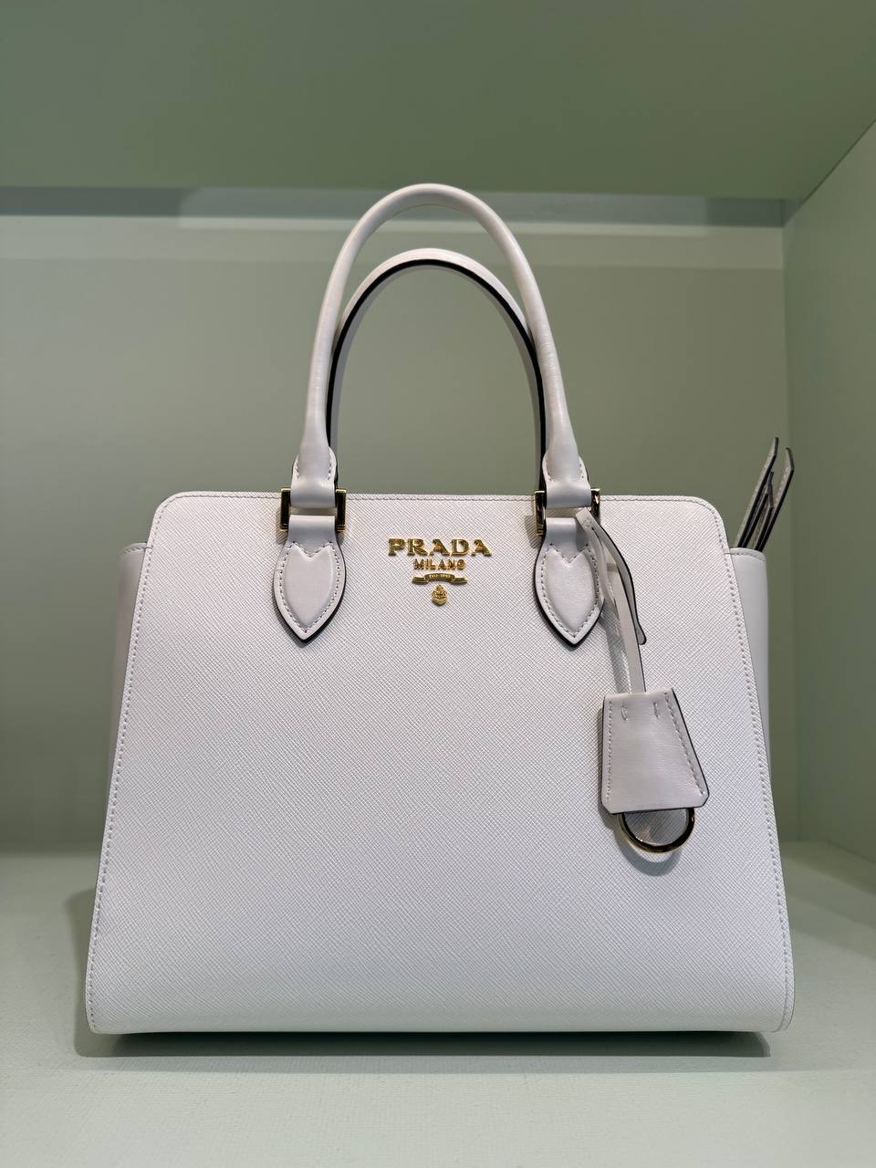 Кожаная сумка Prada Saffiano Prada