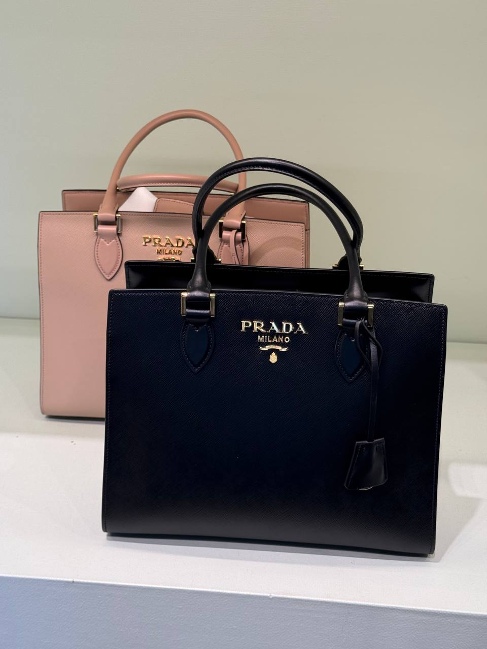 Сумка Prada Saffiano Prada Outlet