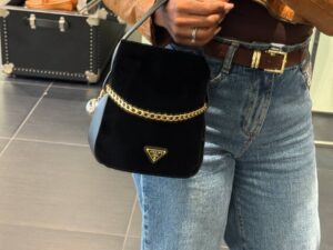 Сумка Prada из бархата Prada