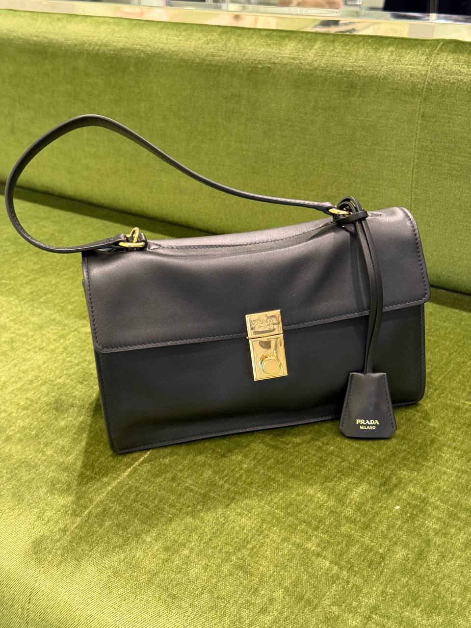 Кожаная сумка Prada Prada Outlet