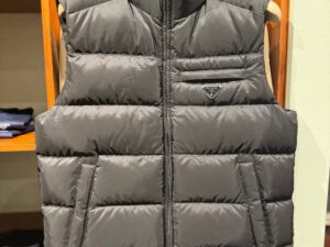 Пуховый жилет Prada Prada Outlet