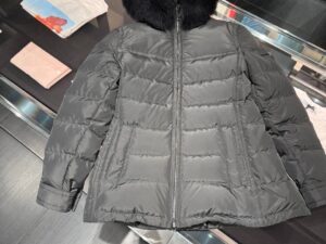 Пуховик женский Prada Prada Outlet 2 3 4 5