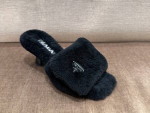 Мюли из овчины Prada Prada