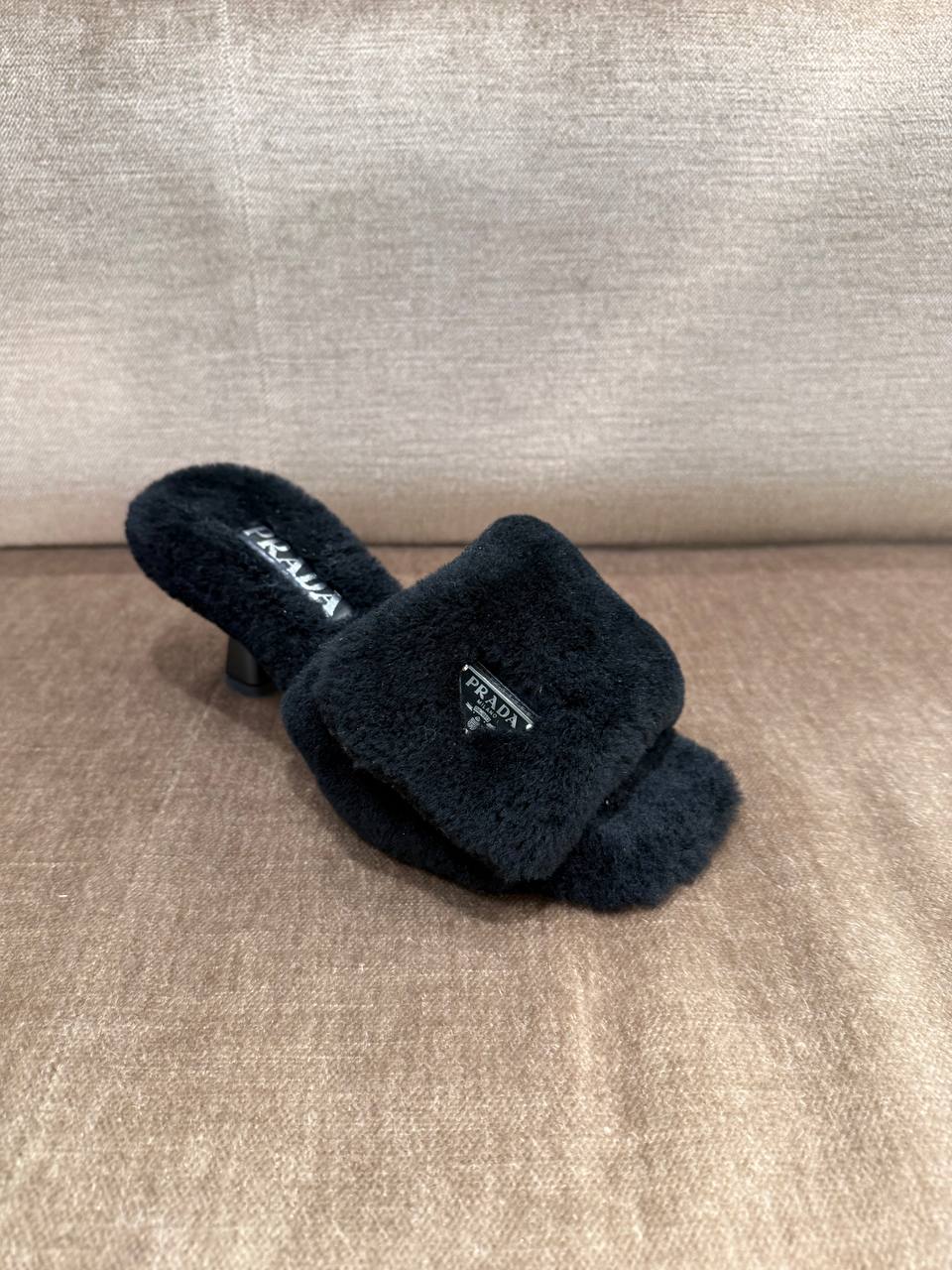 Мюли из овчины Prada Prada