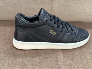 Кроссовки женские Prada Prada Outlet