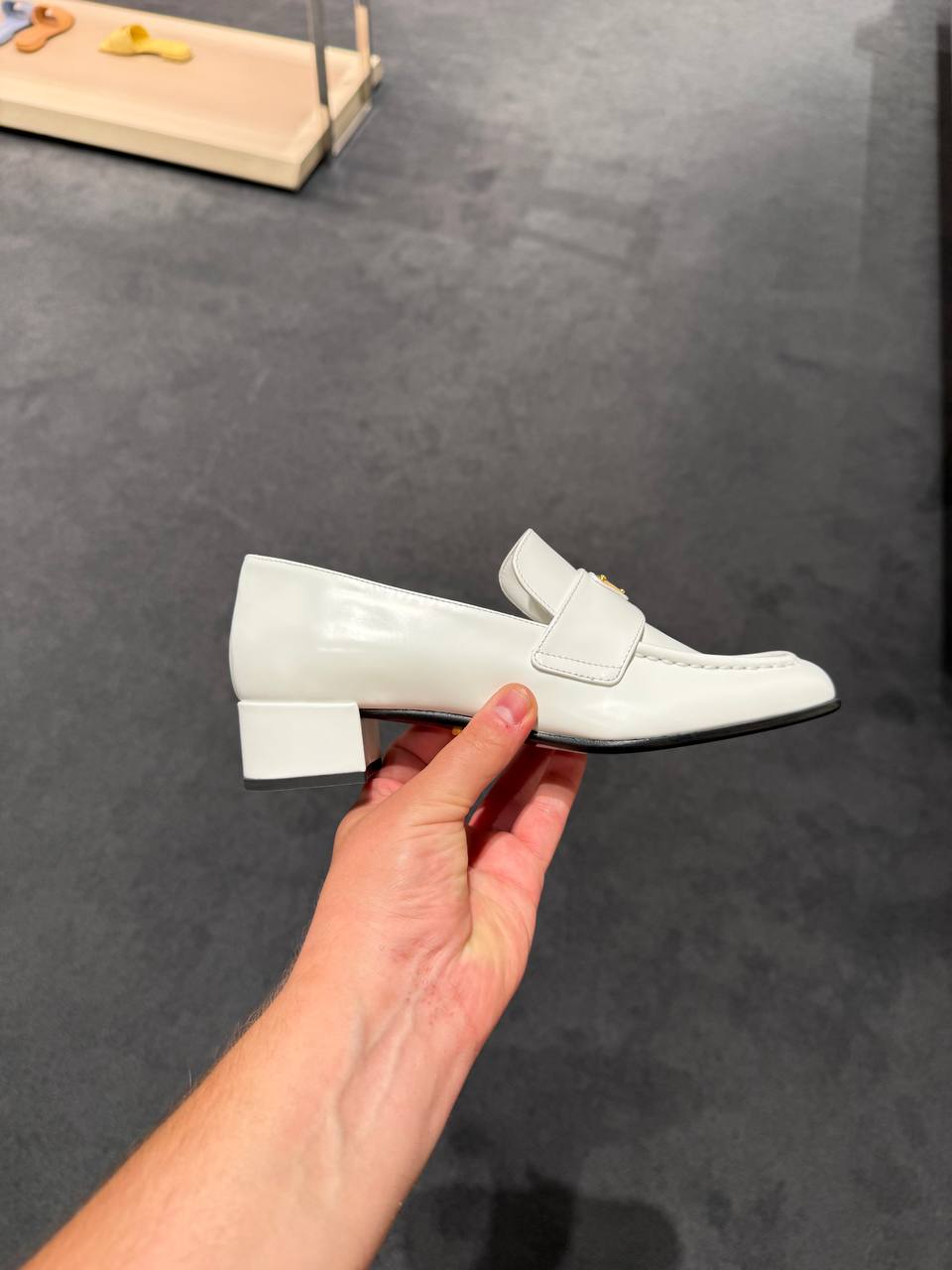 Лоферы женские Prada Prada Outlet