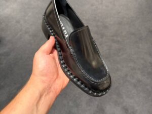 Кожаные лоферы Prada Spazzolato Prada