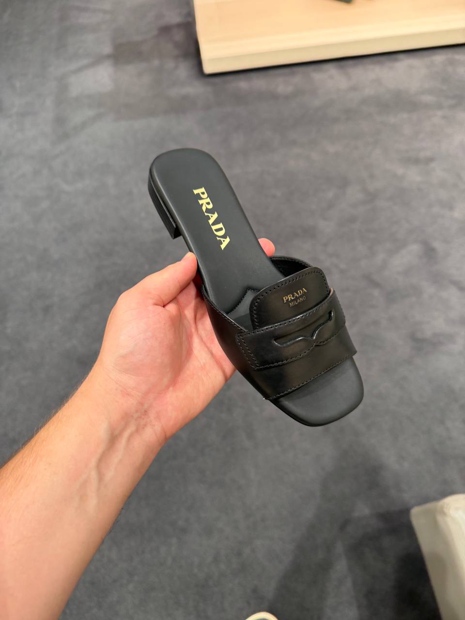 Кожаные мюли Prada Prada Outlet