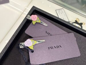 Заколка для волос Prada Prada