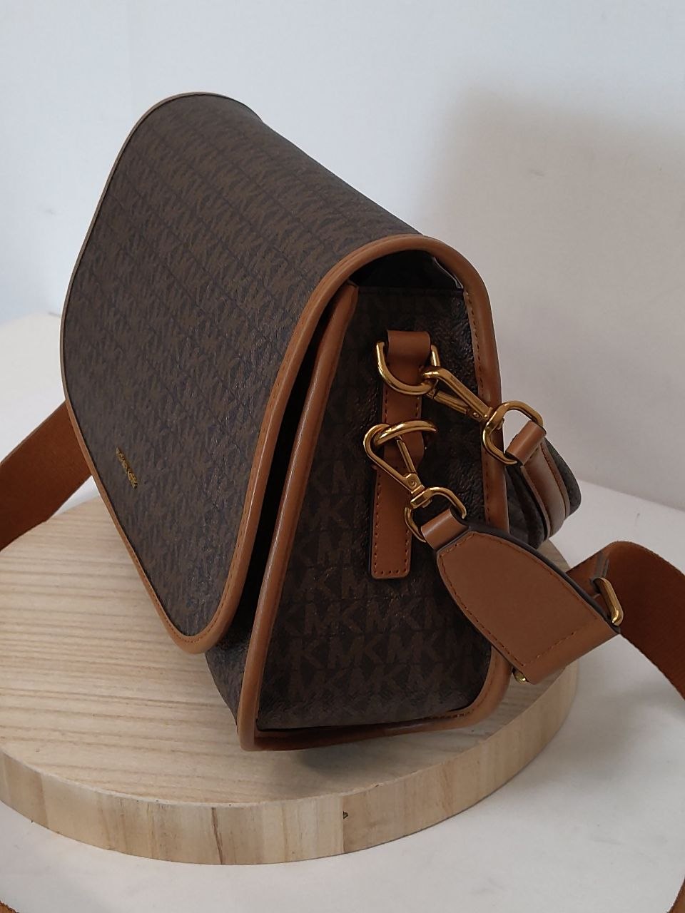 Сумка кросс-боди Michael Kors Mix