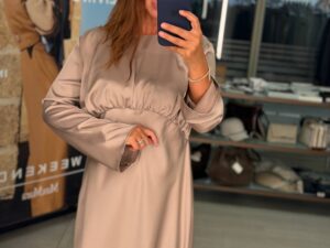 Атласное платье макси MaxMara