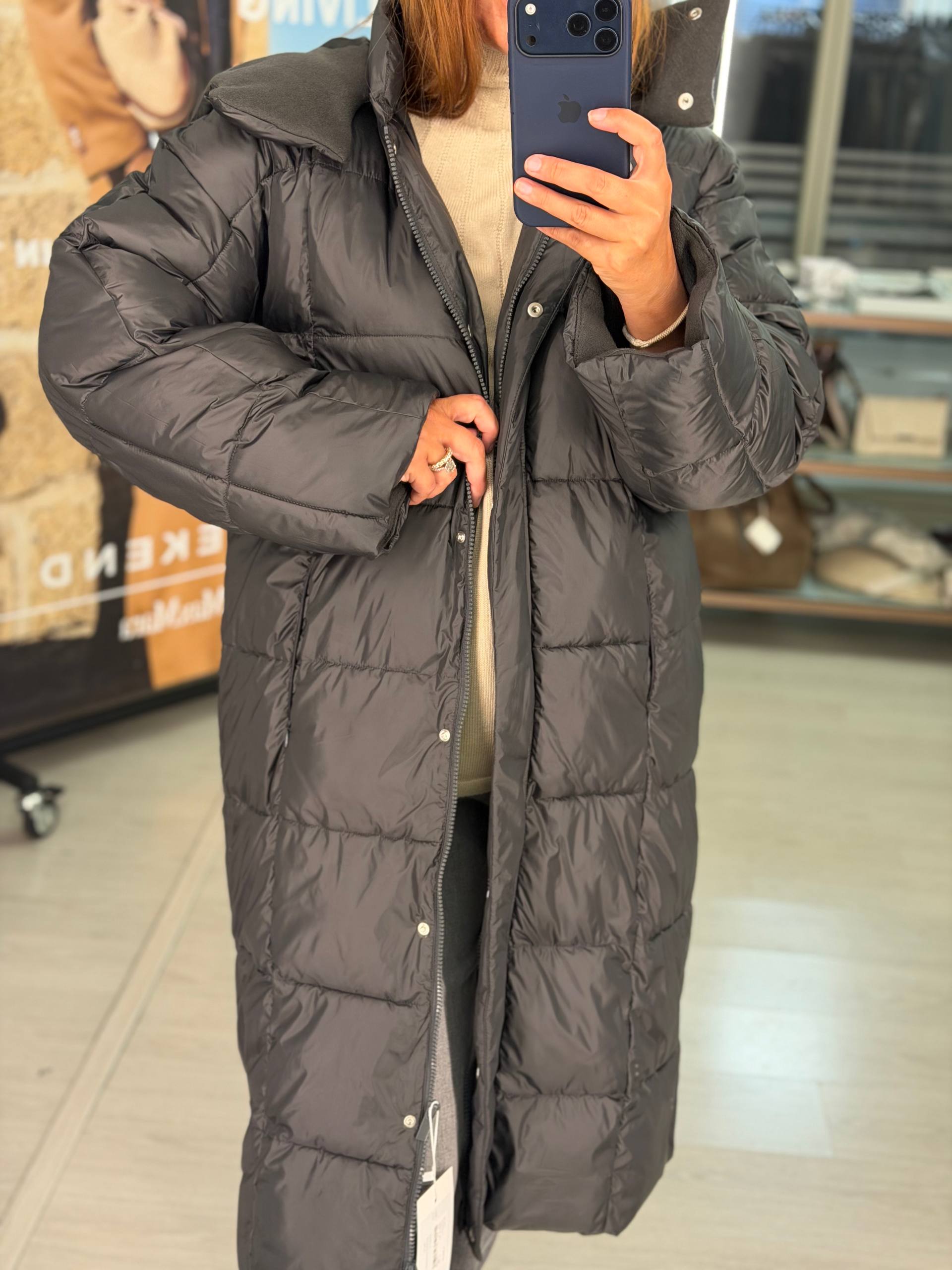 Пуховик Weekend Max Mara MaxMara