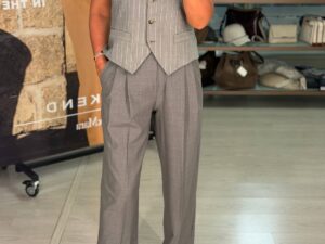 Жилет женский в полоску MaxMara
