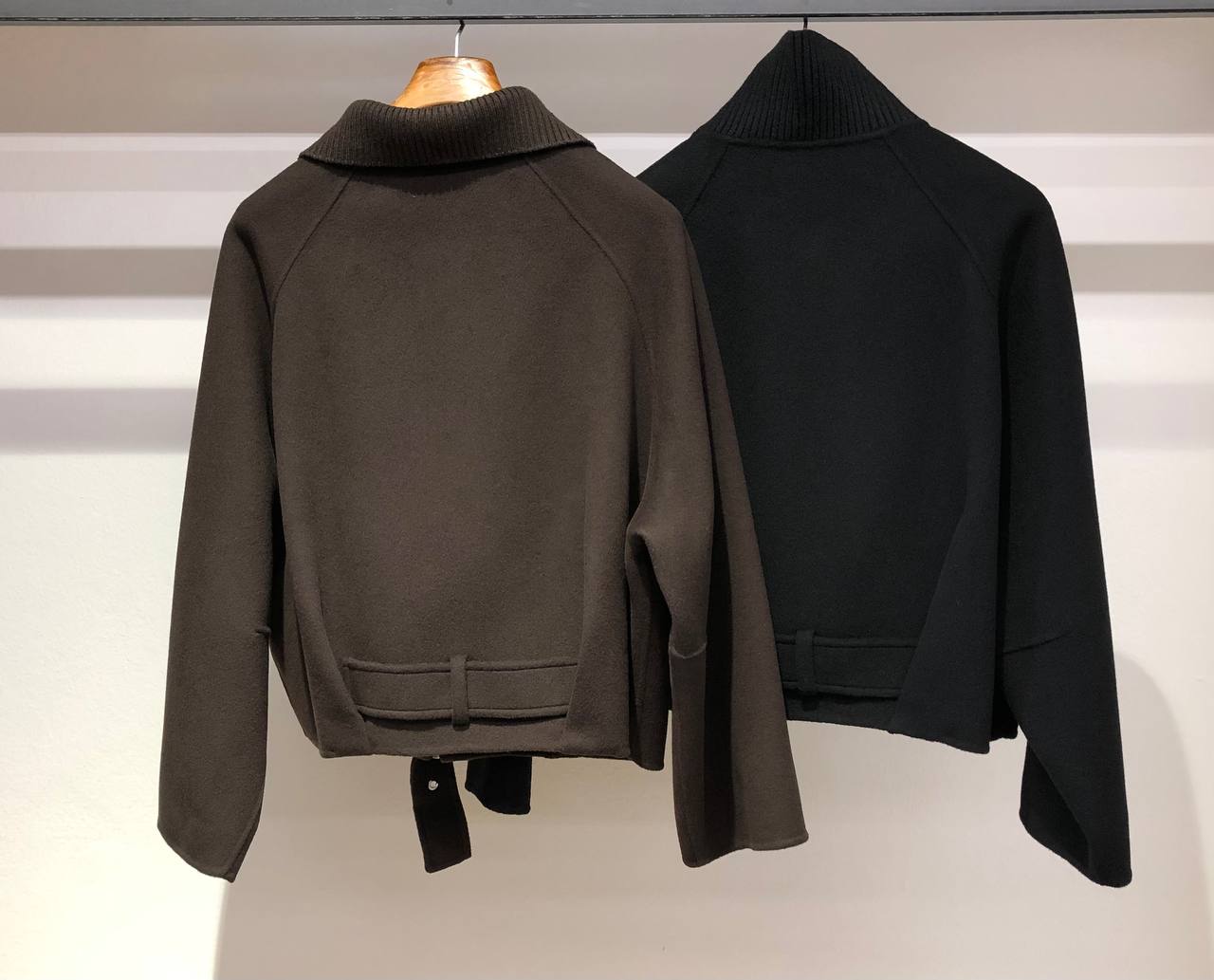 Укороченная шерстяная куртка MaxMara