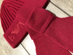 Шапка шерстяная Emporio Armani MaxMara