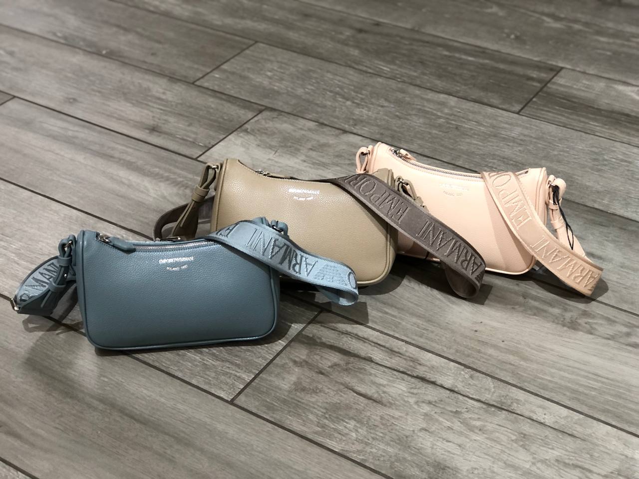 Сумка кросс-боди Emporio Armani MaxMara