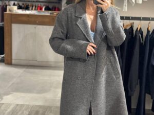 Пальто двубортное Seventy MaxMara